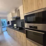 La Maison Dehlinger, Hotelieres Et Gros-Rederching
