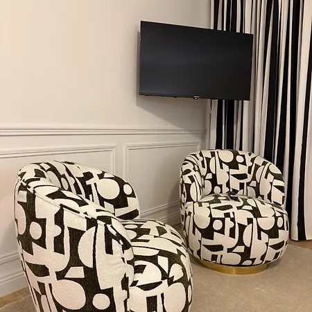 La Maison Dehlinger, Hotelieres Et Gros-Rederching